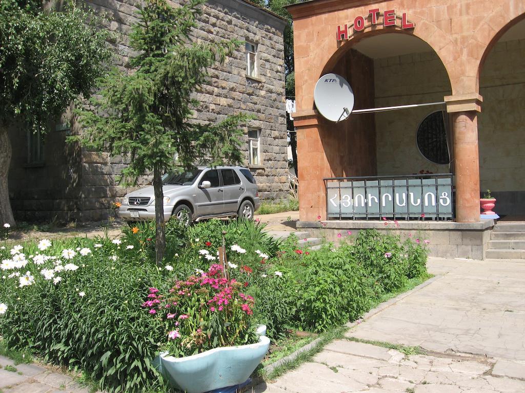Hotel Life Jermuk Bagian luar foto